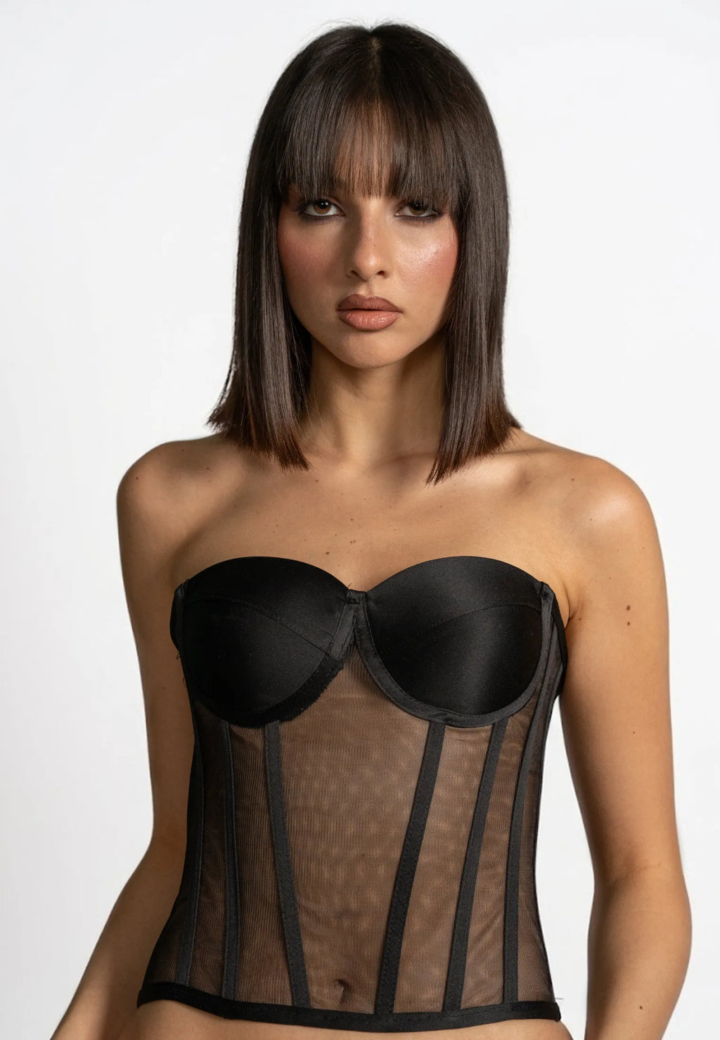 Bustier con stecche a vista - fronte2